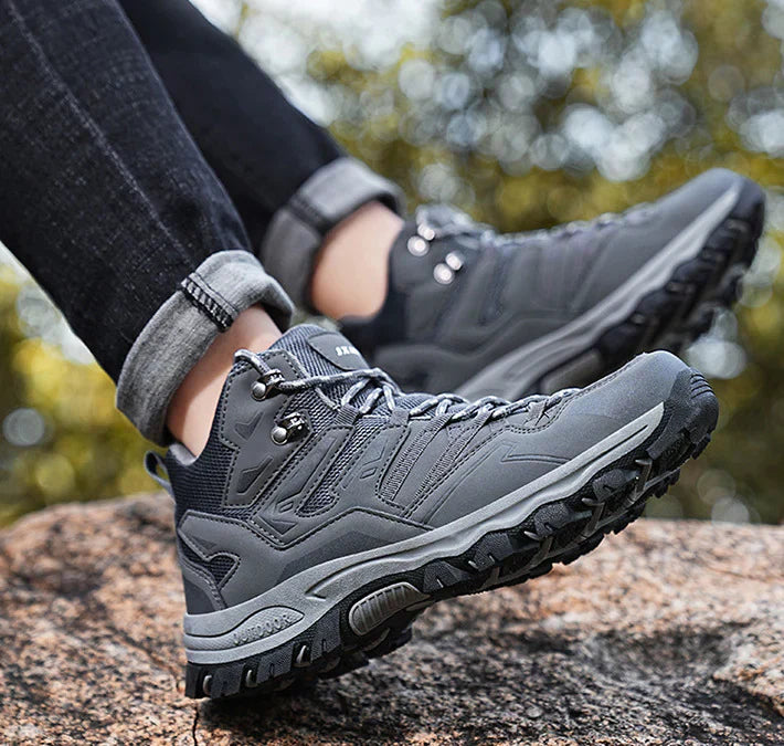 Avery | Lightweight Unisex orthopaedic outdoor shoes